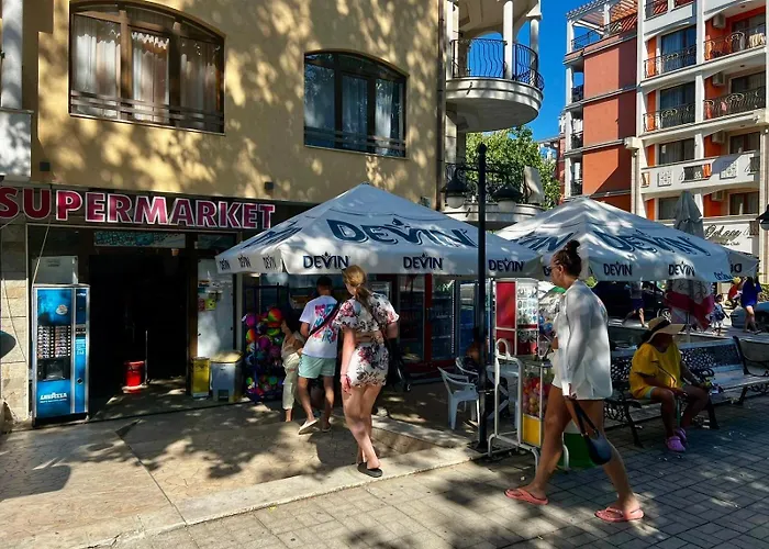 Royal Sun Premium アパート サニービーチ