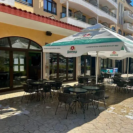 شقة Royal Sun Premium ساني بيتش